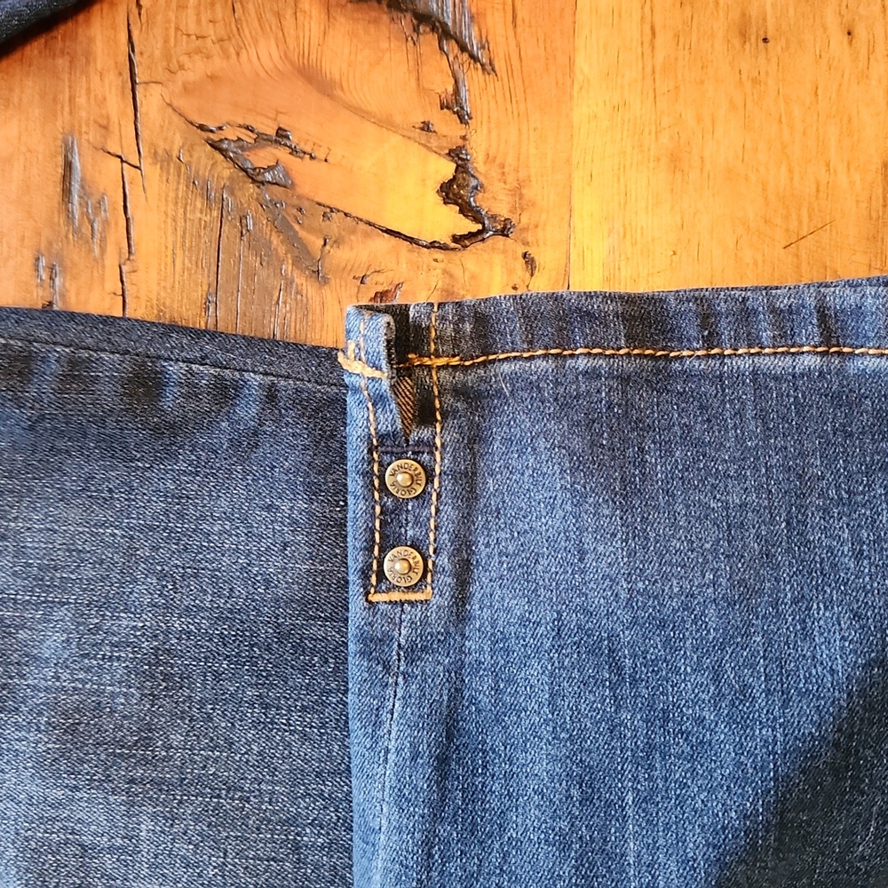 🎁Gloria Vanderbilt Amanda Denim Capri Pants size 10 - Picture 4 of 9